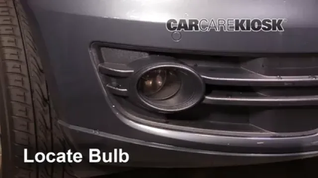 2011 Audi Q5 Premium Plus 2.0L 4 Cyl. Turbo Éclairage Feu antibrouillard (remplacer l'ampoule)